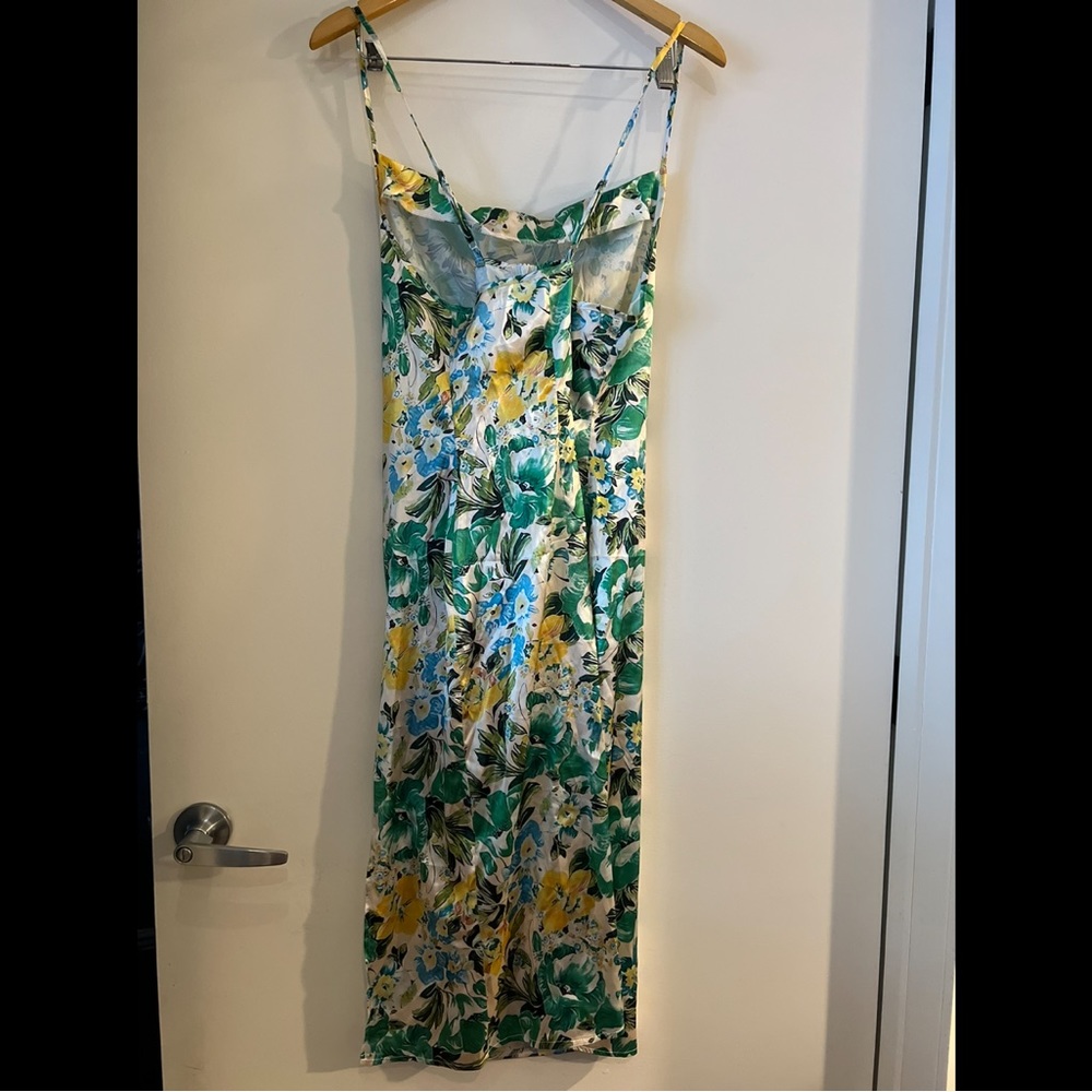 Plus Allover Floral Print Draped Front Criss Cross Split Thigh Dress